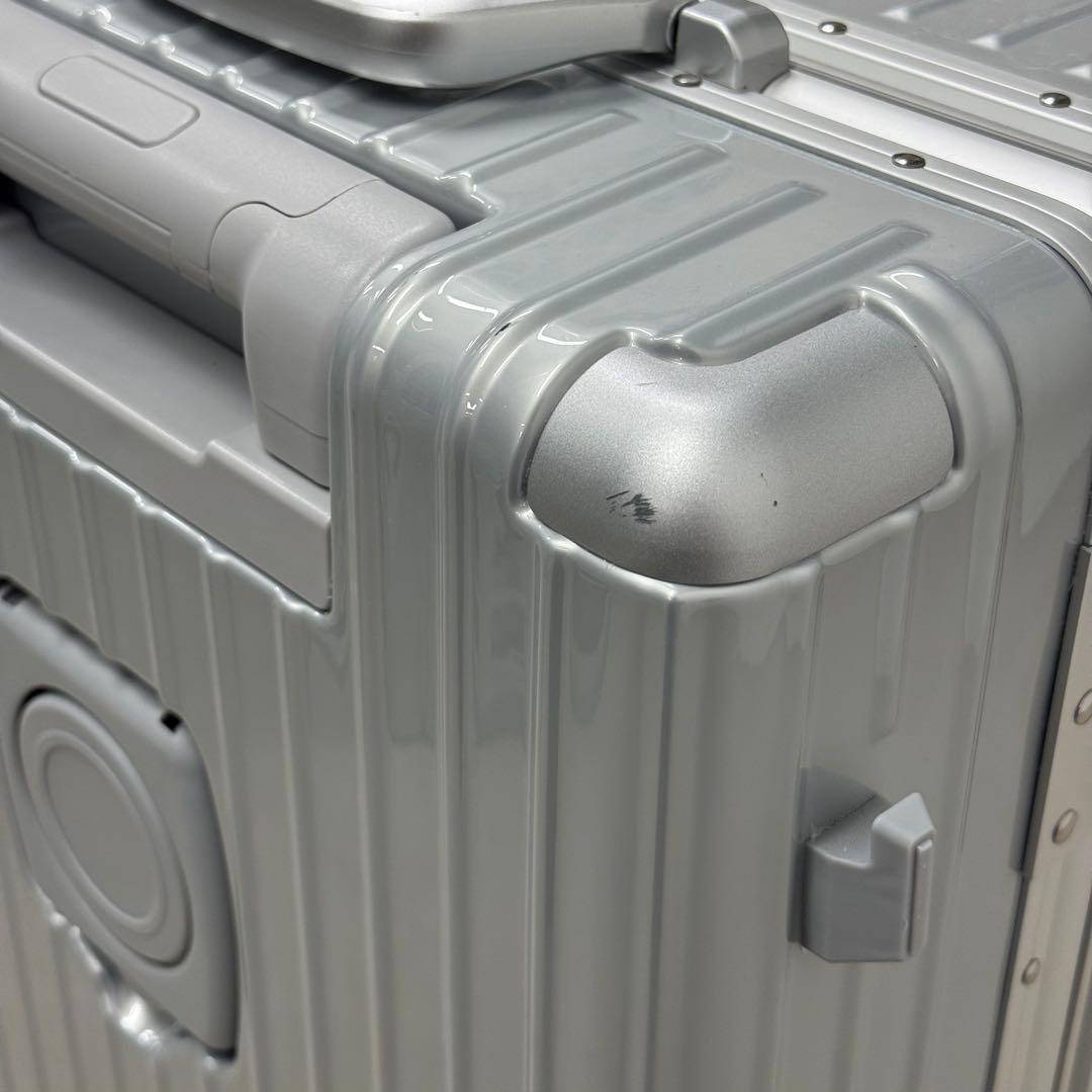 リベティ シルバー S 40L 機内持ち込み可能 Libetee