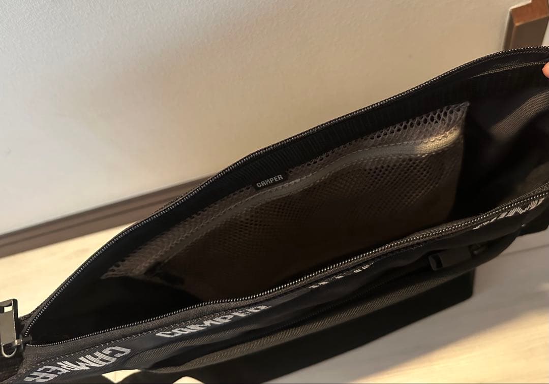 CAMPERショルダーバック