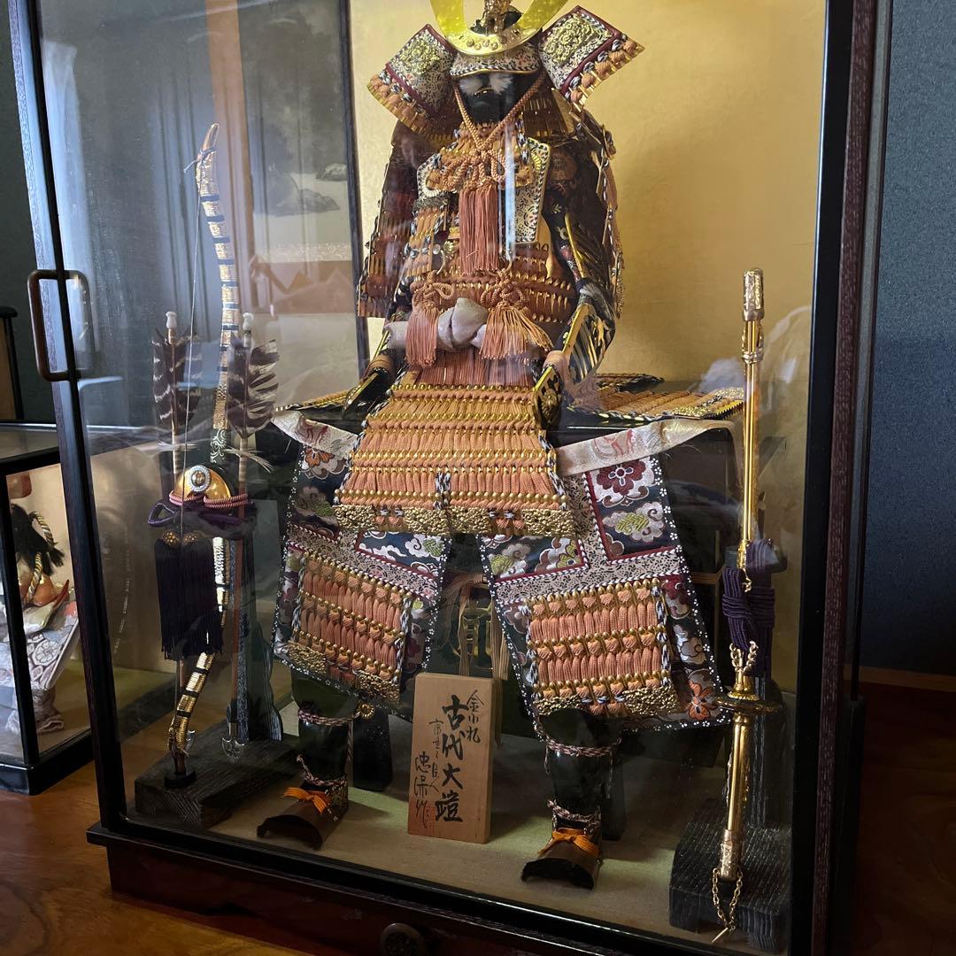 古代武士人形 精巧な鎧付き