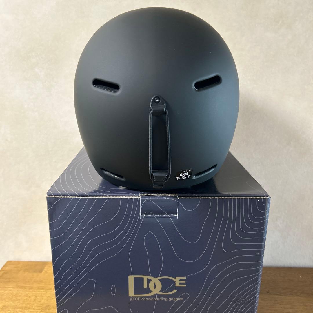 DICEスノーヘルメットD6モデルBLKカラーSMサイズ新品未使用