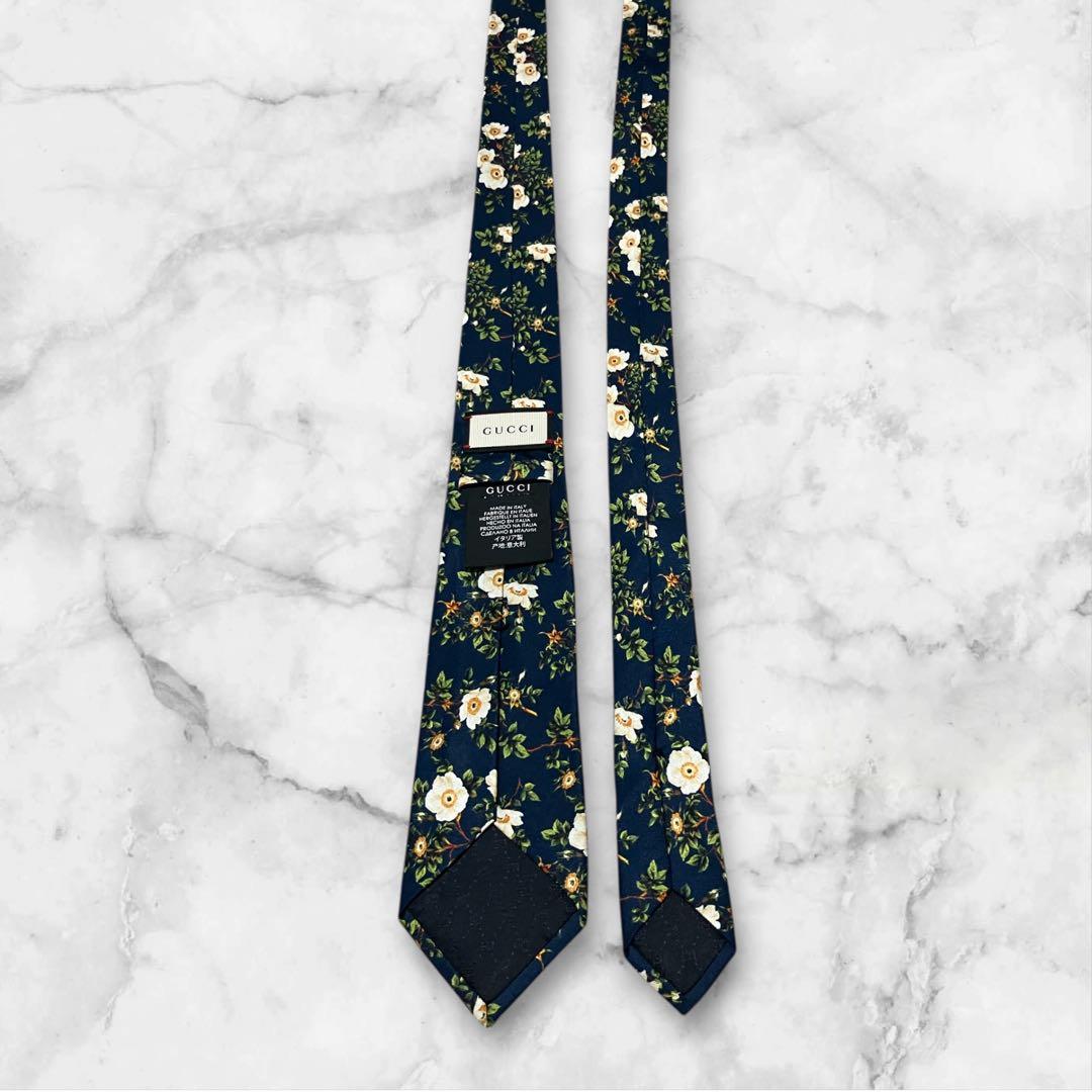 【美品】GUCCI グッチ　ネクタイ　フラワー　花柄　紺　GG柄　現行タグ
