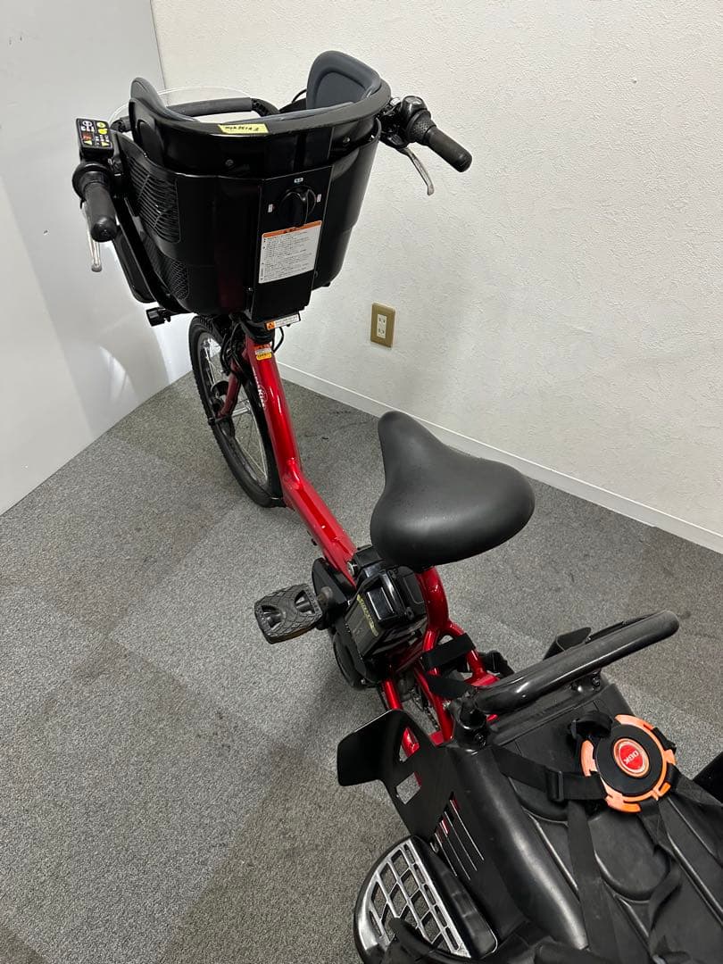 3人乗り電動自転車　ヤマハパスKISS 20インチ　子供乗せシート付き　お買い得