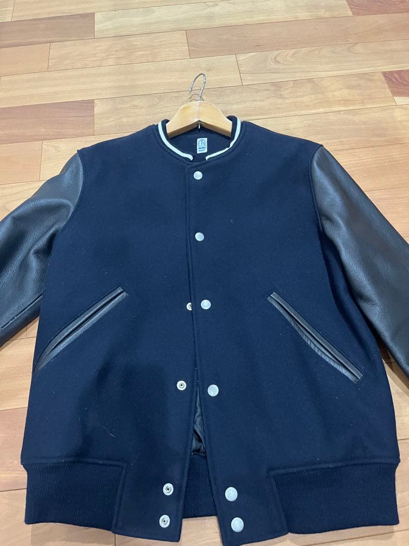 KATO ネイビー スタジャン