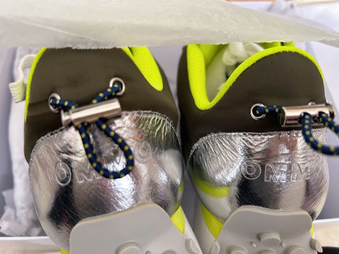 靴 OMMO CIRCLE CUTTING LLIC SNEAKERS 37