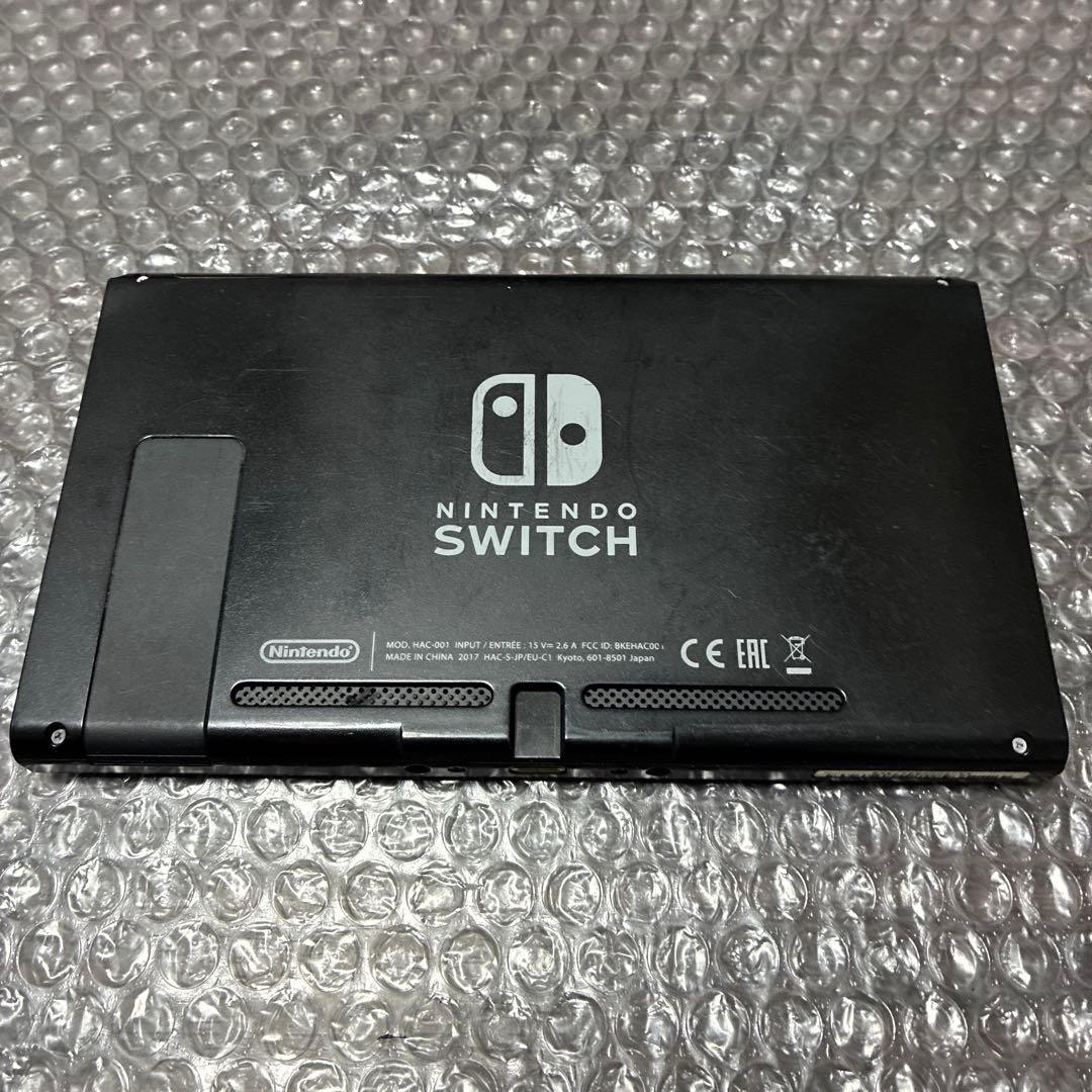 2 Nintendo Switch 本体　初期型