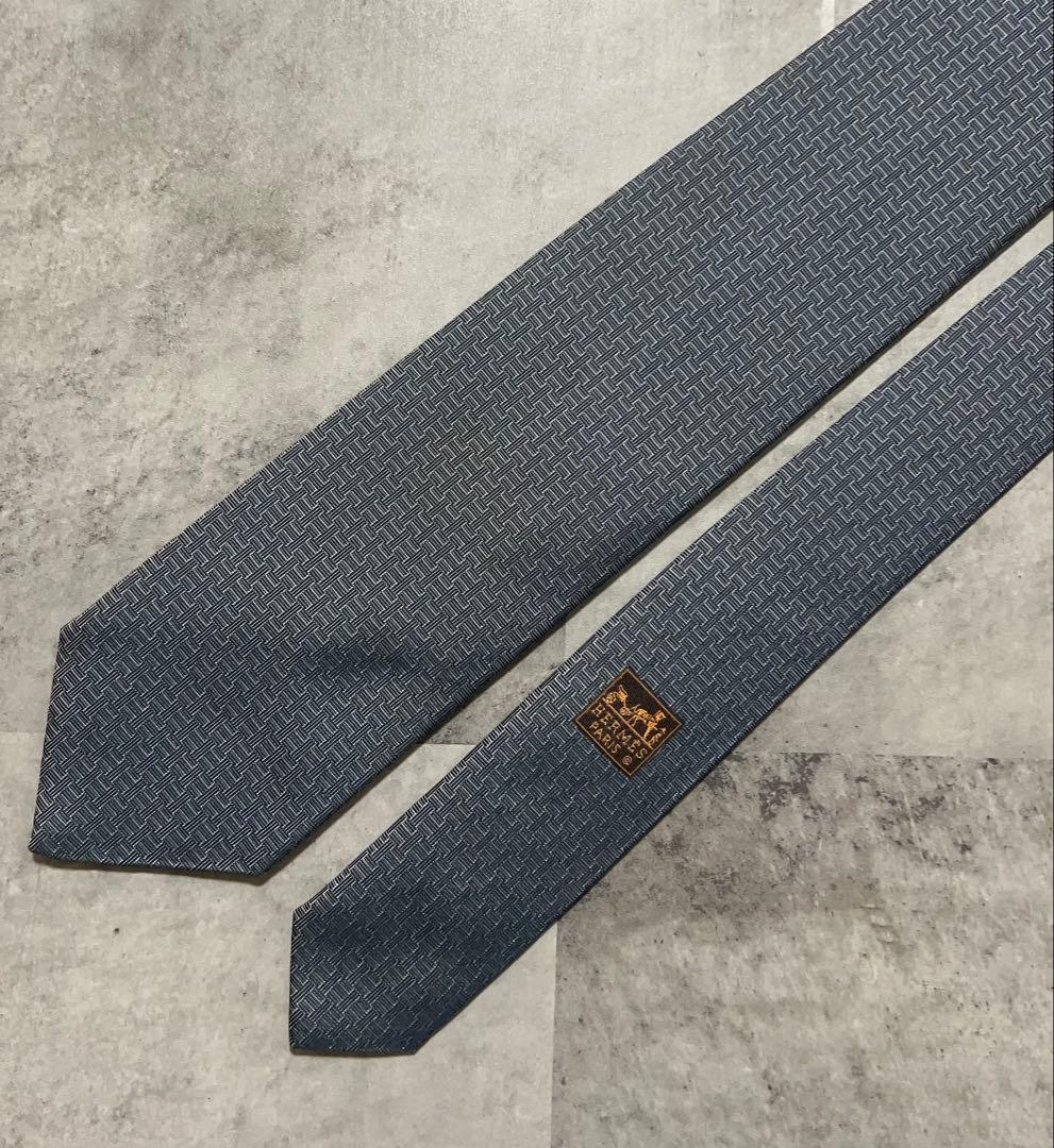 HERMES ネクタイ ハイブランド H織り ワンポイント刺繍 トランプ