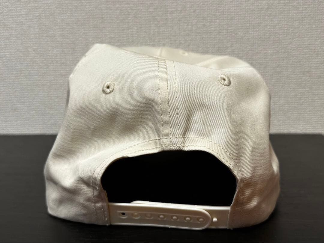 山田蓮　Born Losers 刺繍ロゴ キャップ ホワイト　古着　cap