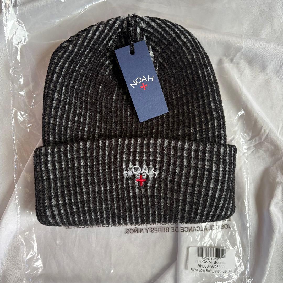 ステッカー つき　NOAH ニット帽　かつきくん　今期　新品 ビーニー