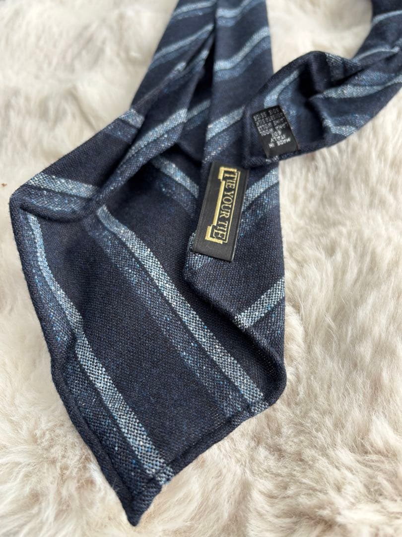 Tie your tie ウール　セッテピェゲ