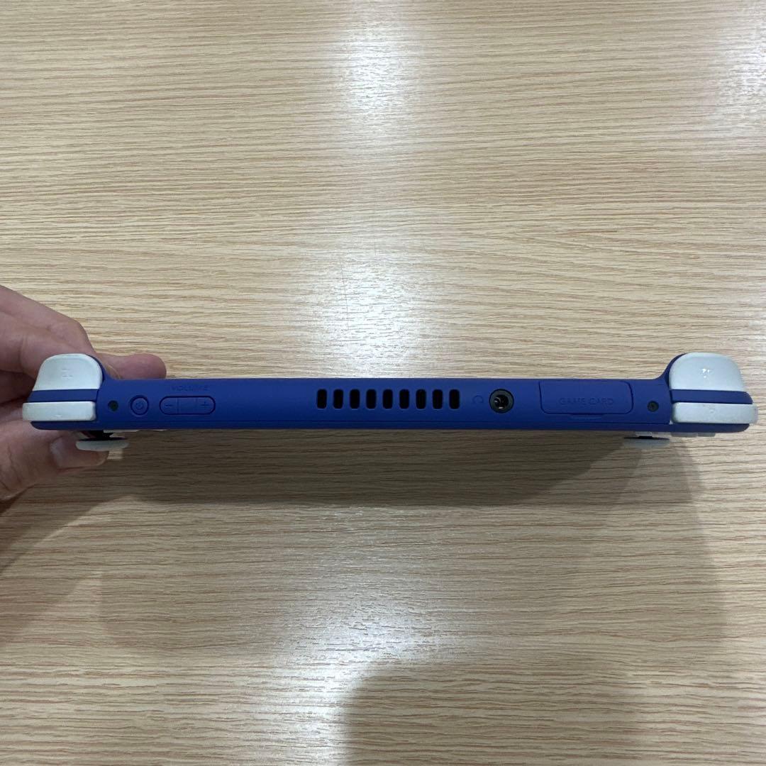 Nintendo Switch Lite 、ファブリーズセット