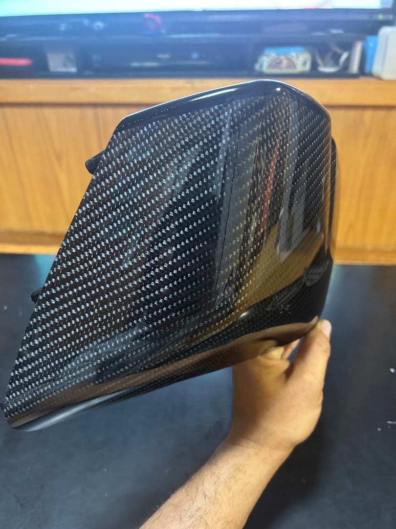 Ｖ１２５Ｓカーボン３点