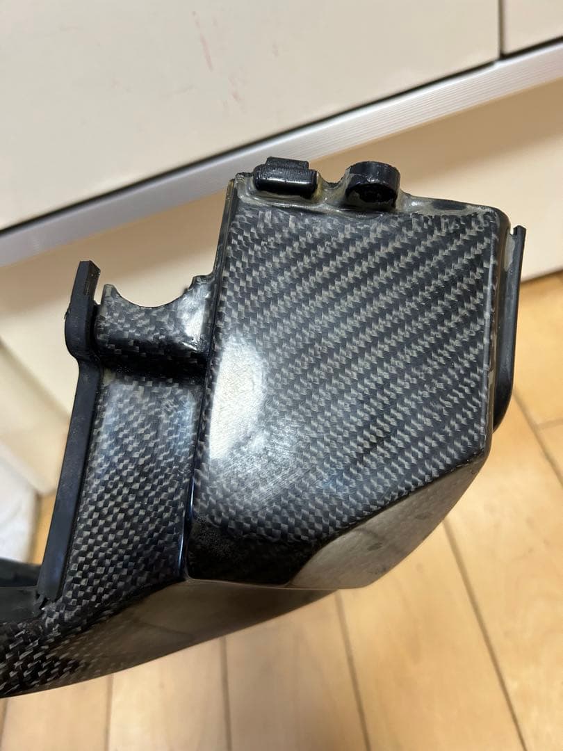 Ｖ１２５Ｓカーボン３点