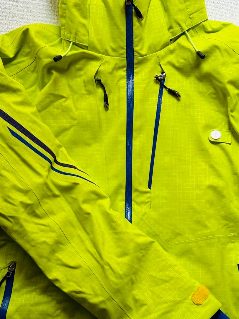 PHENIX　フェニックス スキーウェア Lサイズ　グリーン