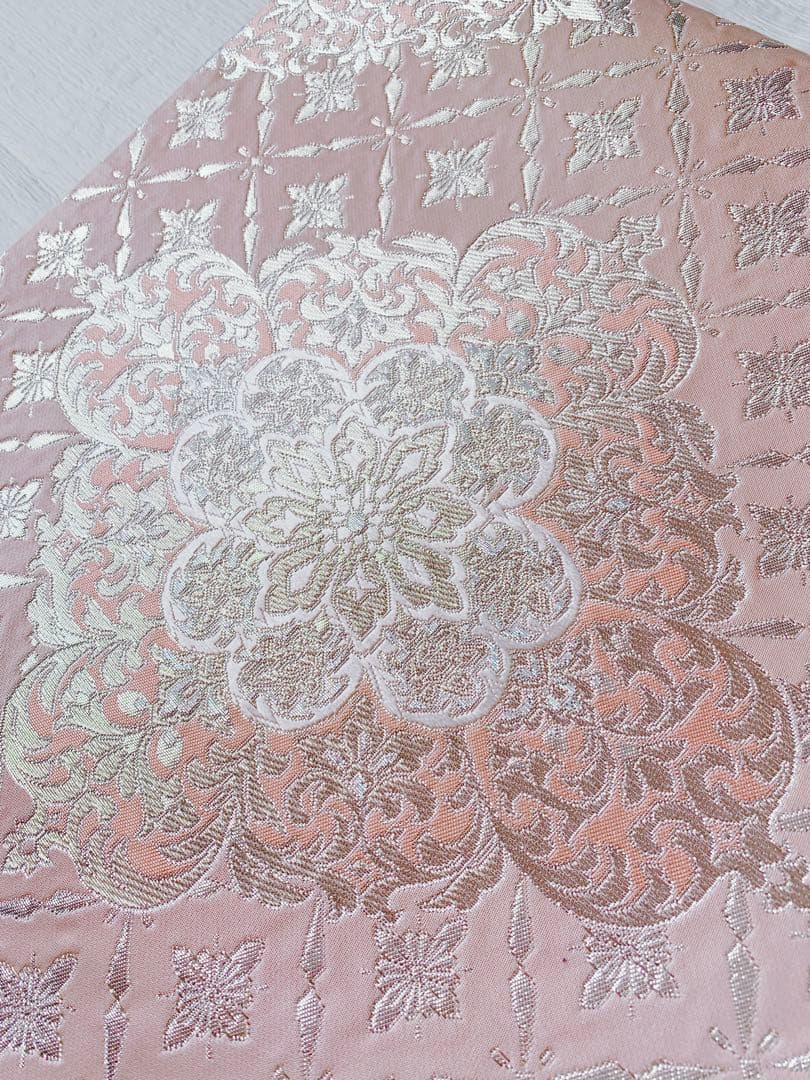 正絹　袋帯　六通柄　唐織　銀糸　正倉院菱華　アラベスク