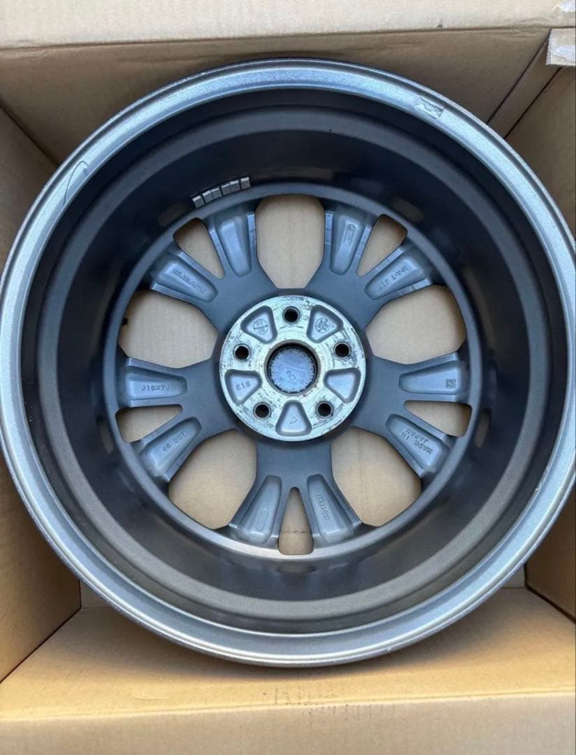 [送料込み]ホイール③スバル フォレスター 18インチ ホイールのみ