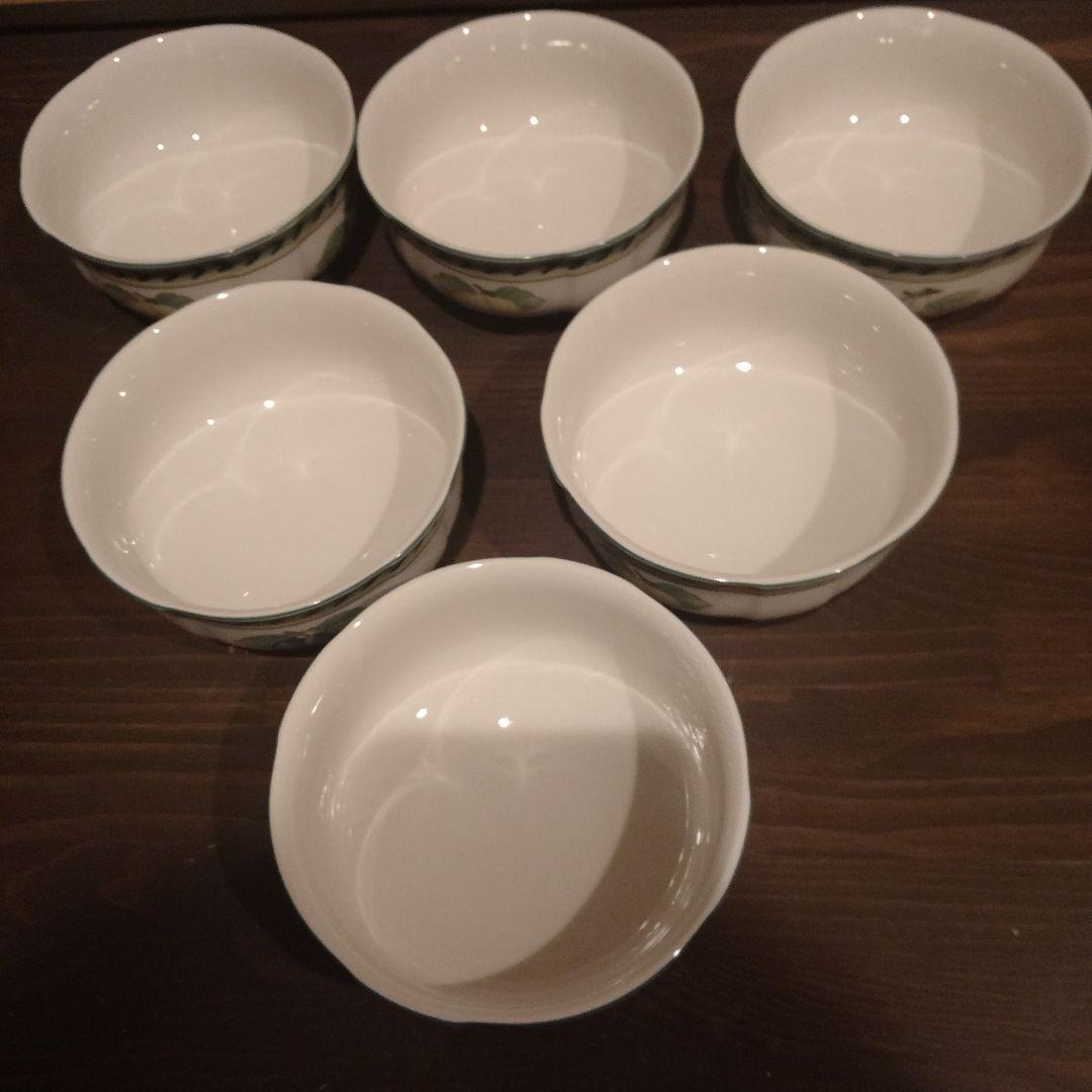 yukiesann　ビレロイ&ボッホ　フルーツボウル 3個