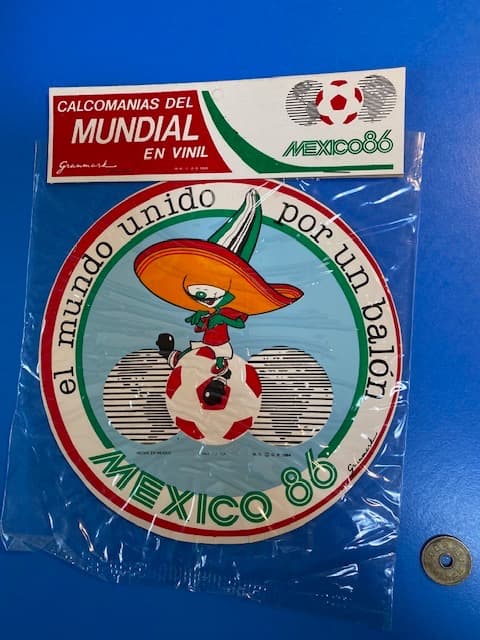 【価格交渉喜んで】【超レア】86' メキシコ FIFA　オフィシャル・ステッカー