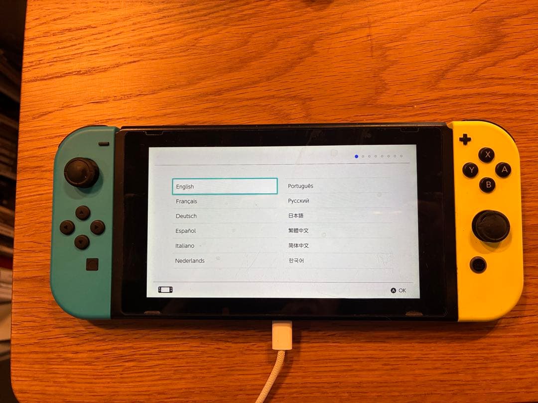 Nintendo Switch 本体 青/黄 Joy-Con ケース付き