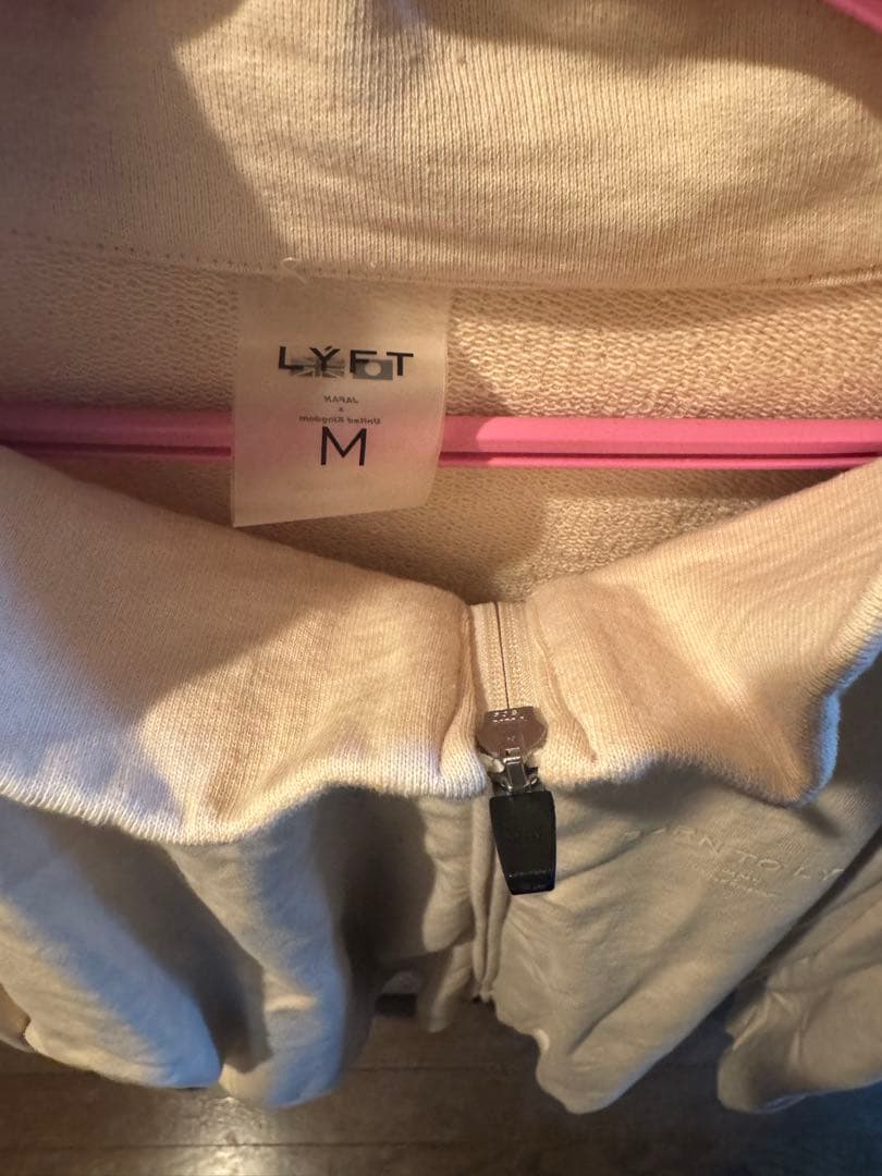 LYFTオーバーサイズジップアップスウェット