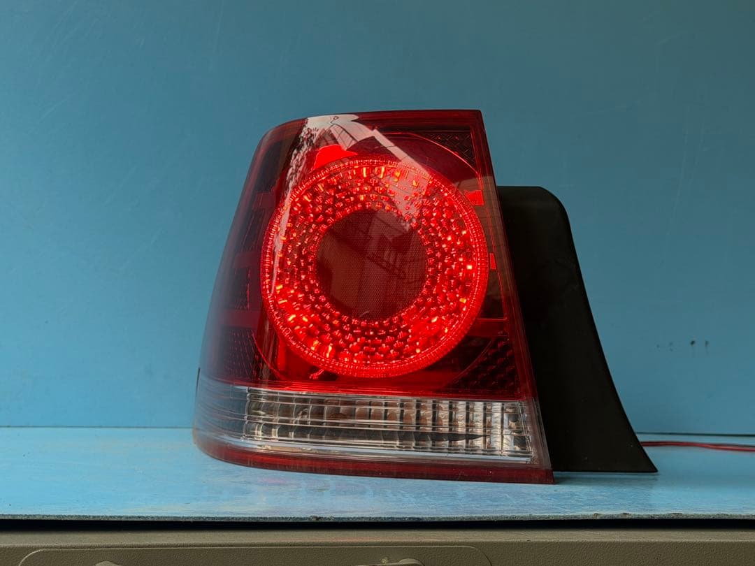 18系クラウン アスリート後期　ライト　18クラウン テールランプ　ゼロクラ　x