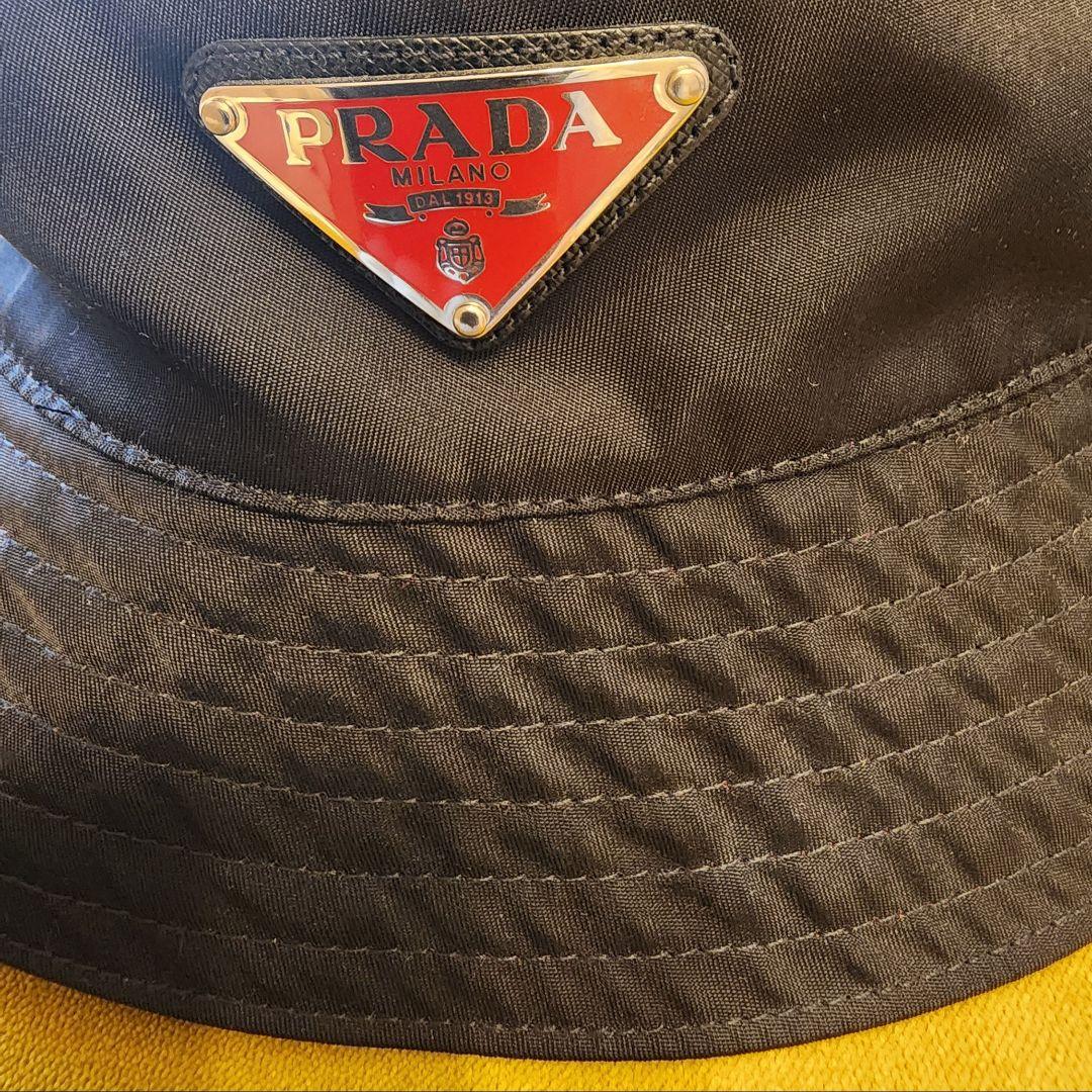 正規品:美品: PRADA バケットハット ネイビー/レッド