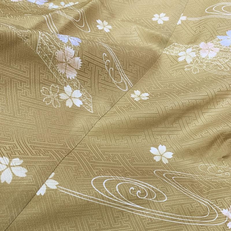 511mu57◆ややふくよか 長襦袢 流水に桜筏 正絹 半衿付◆未使用品 美品