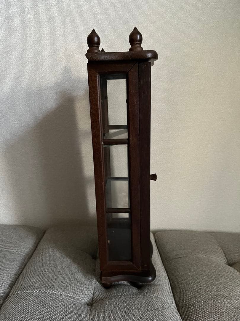 アンティーク 木製ガラスキャビネット 3段棚付き