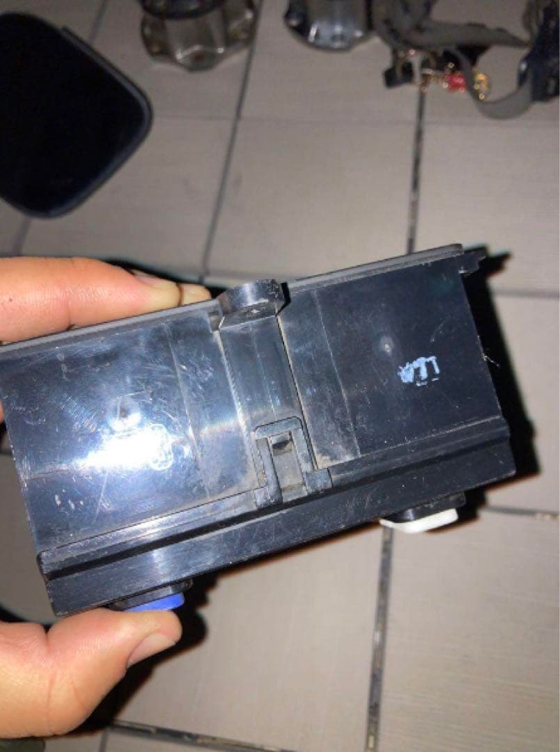 エアコンスイッチASSY、ランクル80