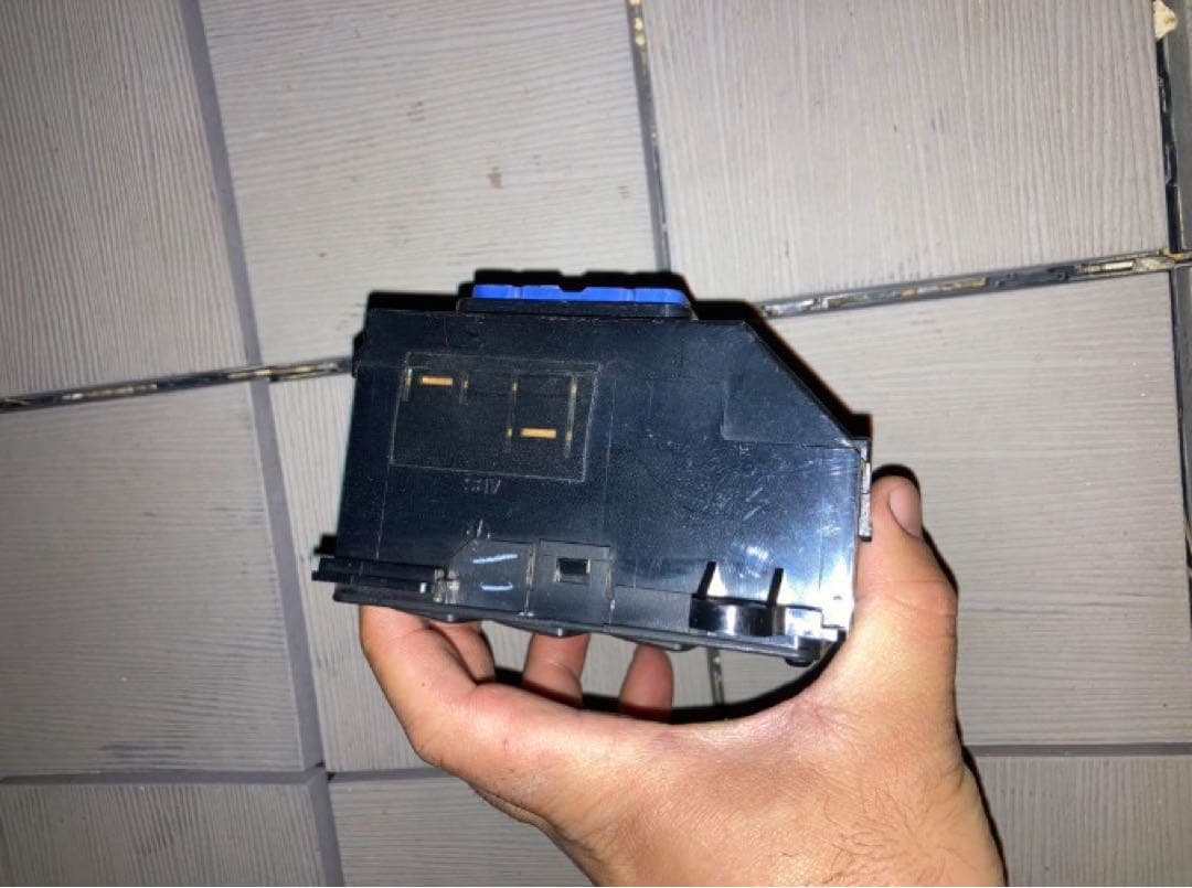 エアコンスイッチASSY、ランクル80