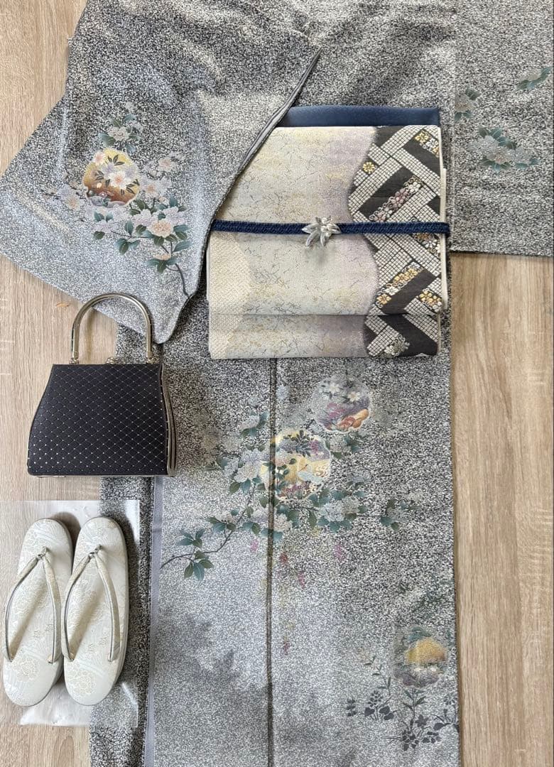 美品！ 訪問着 逸品 金彩 黒灰 グレー モノトーン系 身丈158 ゆったり