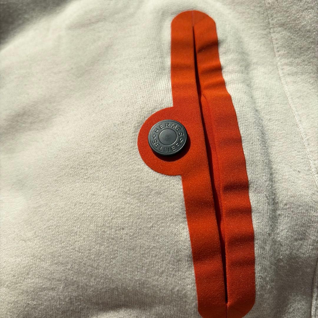 フリースライニング フード付きパーカー クリーム色