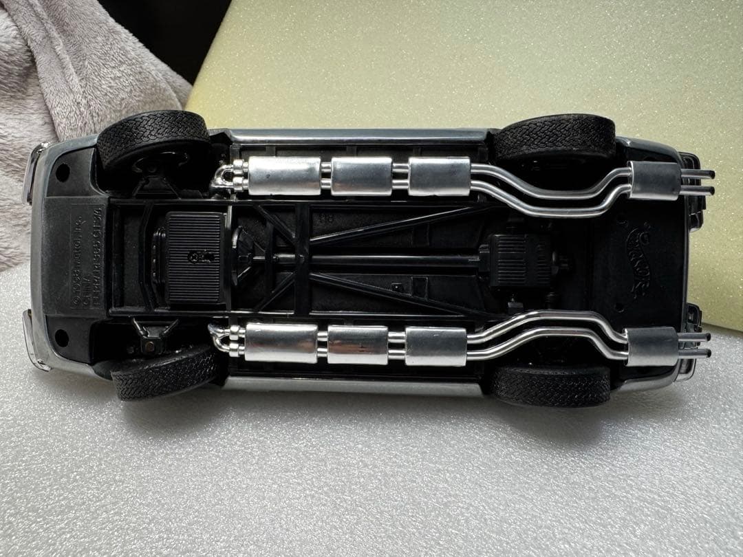 ア*ラ様 1/18 Ferrari & Lamborghini ミニカー4台セッ