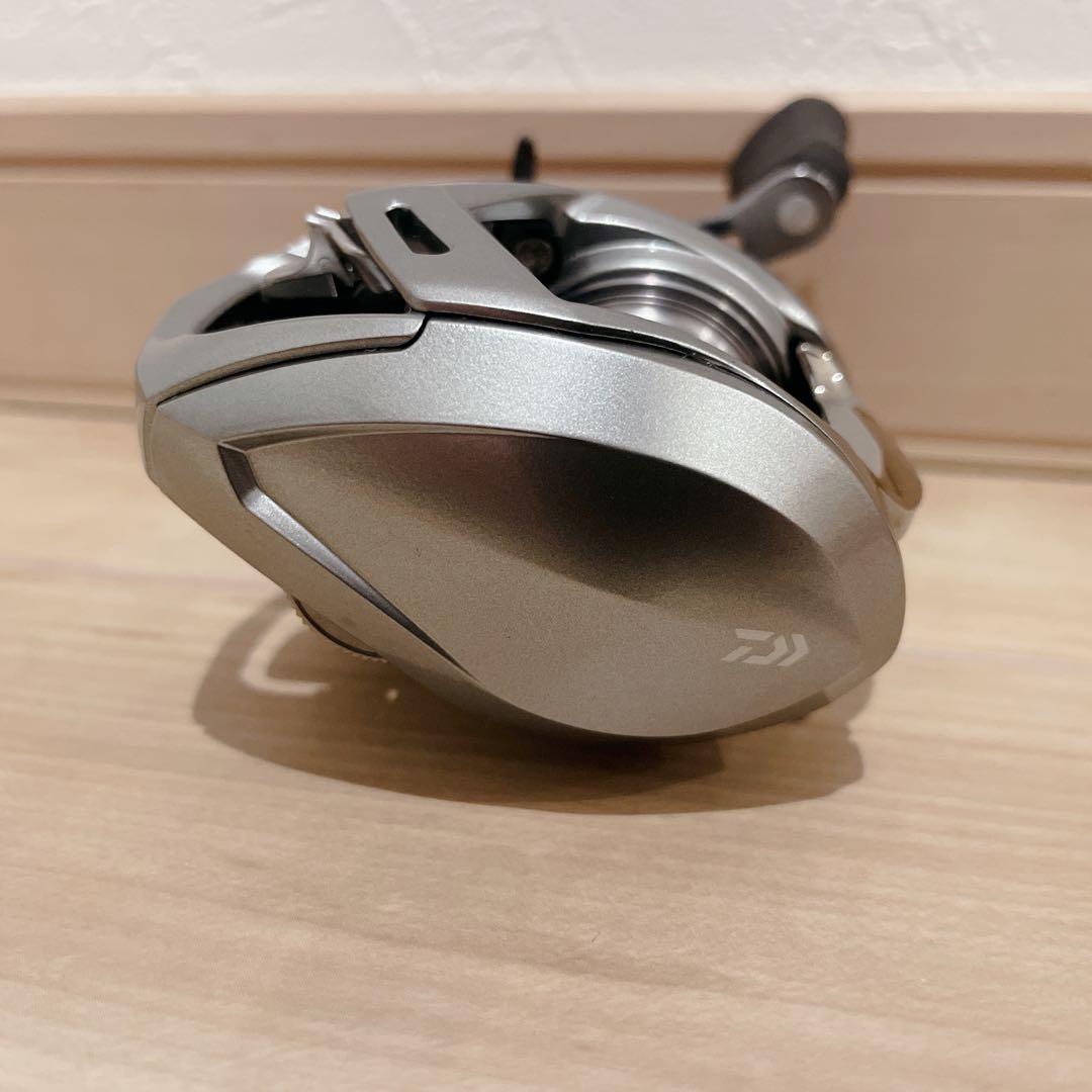 ダイワ アルファス SV TW 7.1 右ハンドル