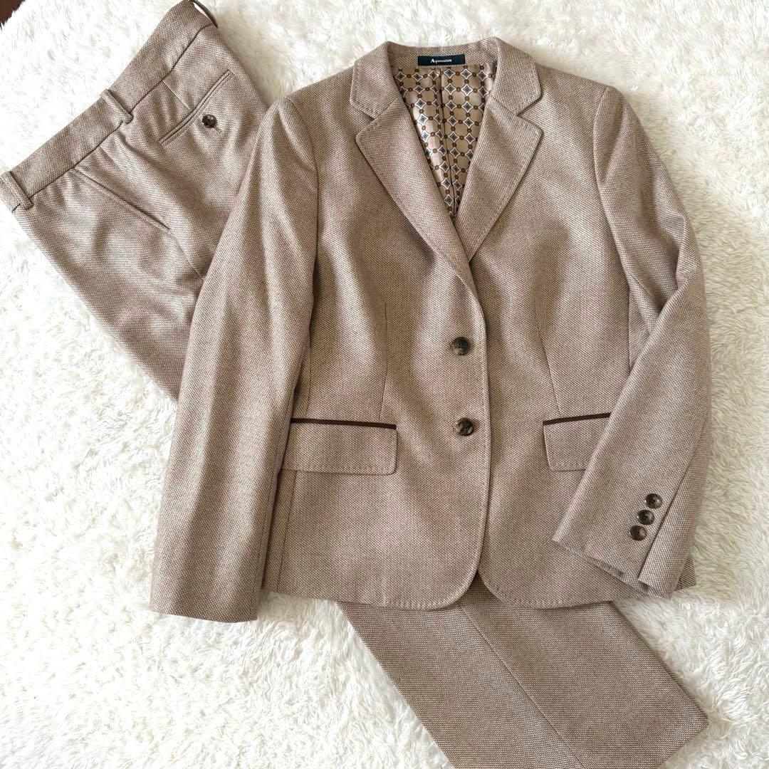 最終価格です　超美品　アクアスキュータム　ロロピアーナ　パンツスーツ　L