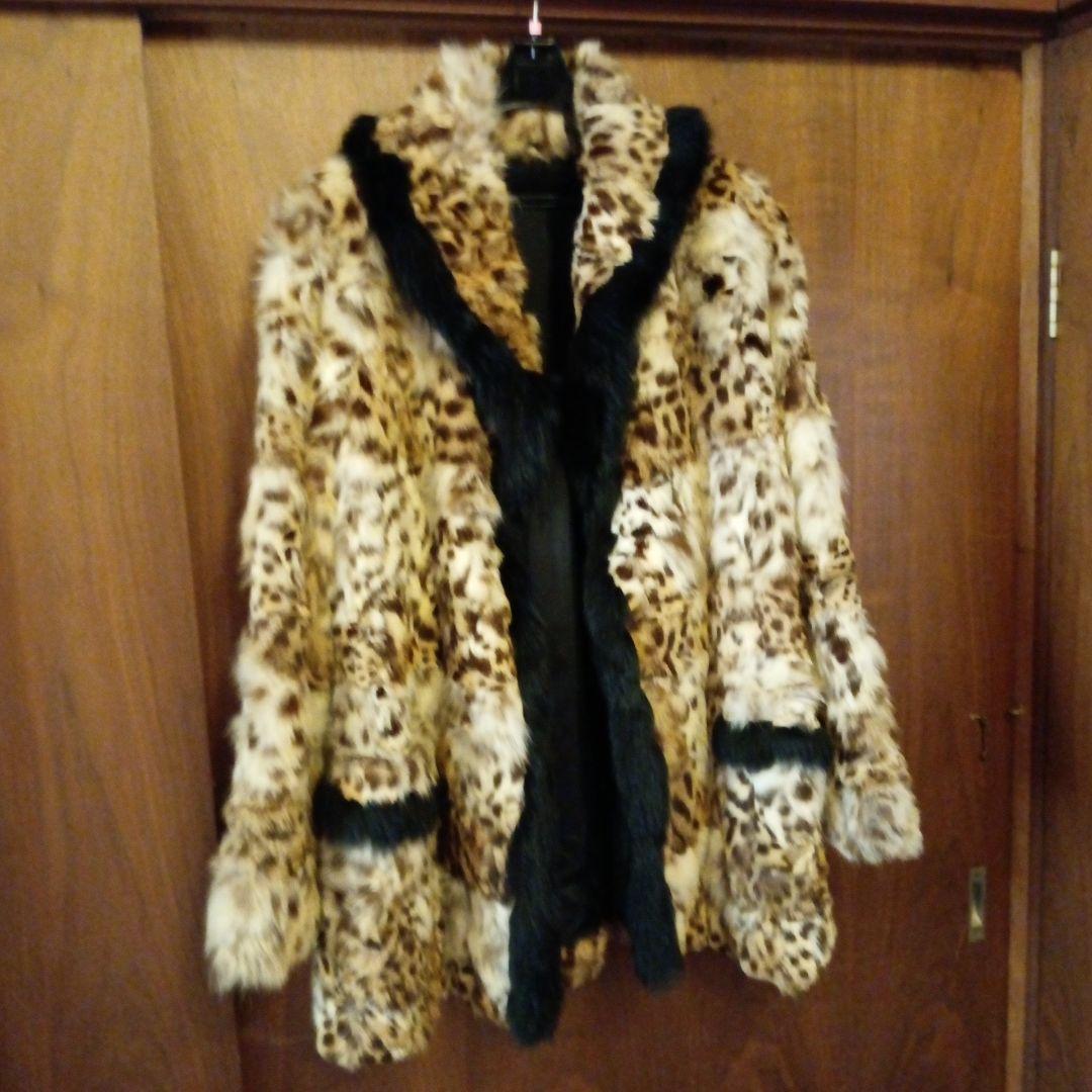 ちょっと可愛い 山猫のコート