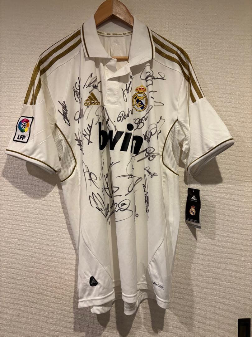 レアルマドリード　11-12シーズン　直筆サイン入り　ユニフォーム