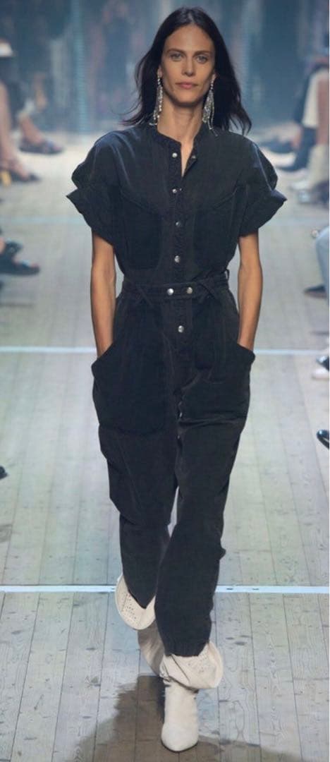 Hailey Bieber着用 ISABEL MARANT オーバーサイズサロペ