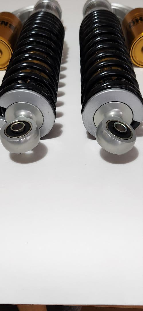 オーリンズリヤサスペンション KA140　ゼファー1100に使用