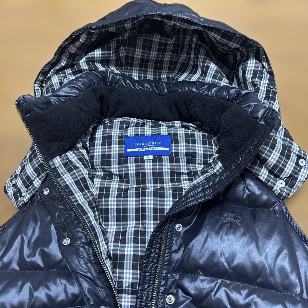 Burberry BLUE label ブラック ダウンベスト チェック柄