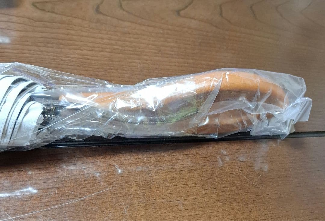 新品未使用未開封【サンバリア100】Sサイズ ホワイト 入手困難大人気