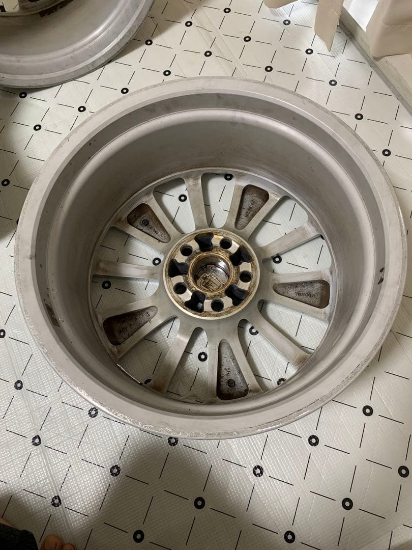 トヨタ クラウン純正ホイール 18インチ 4本セット①