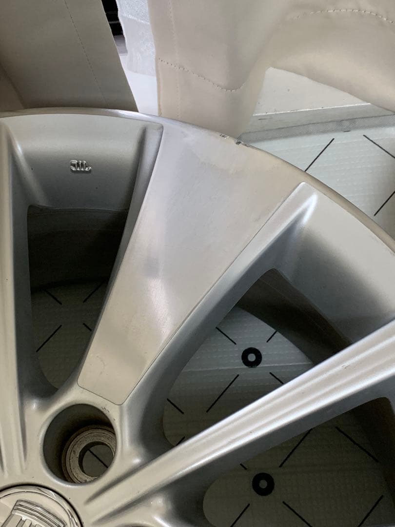 トヨタ クラウン純正ホイール 18インチ 4本セット①