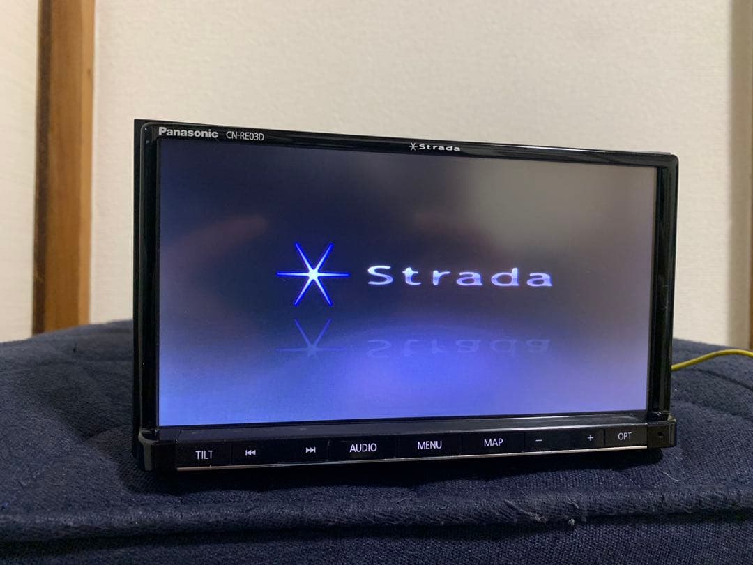 カーナビ Panasonic CN-RE03D