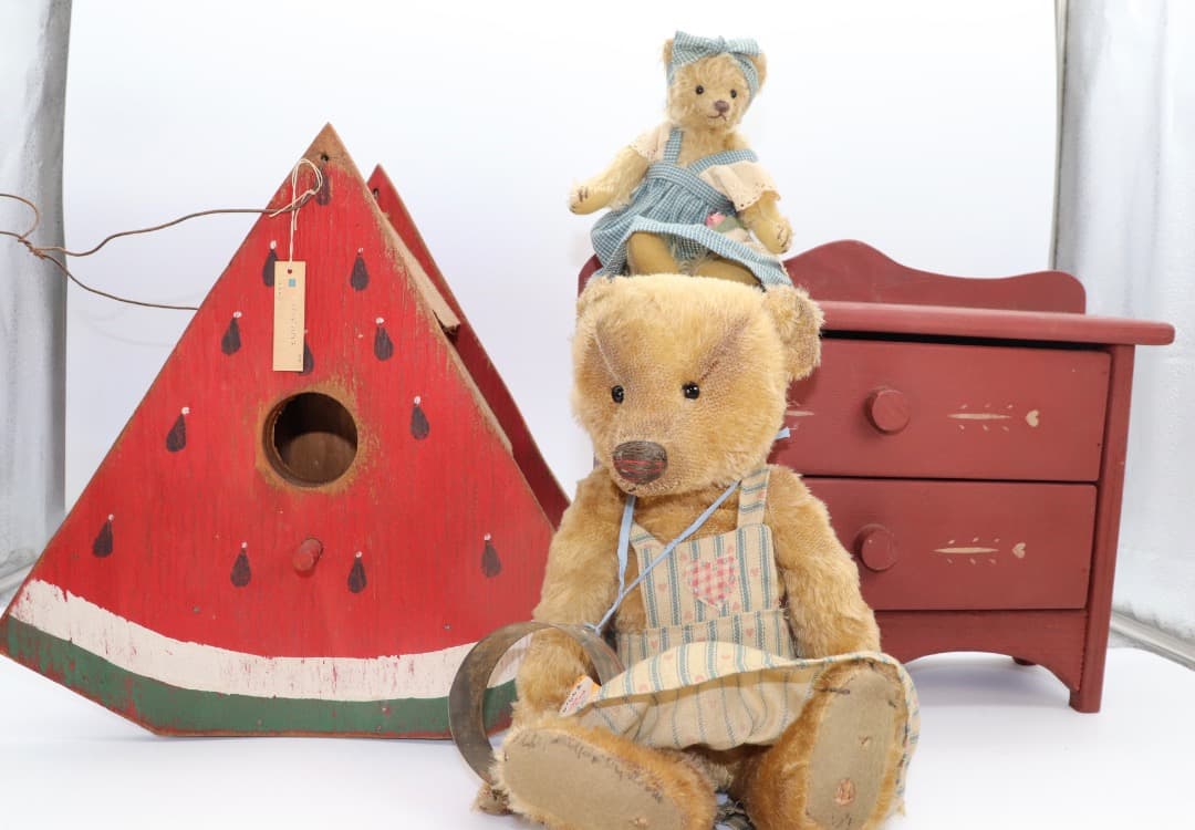 テディベア２体とバードハウス、アメリカンカントリーチェスト合計４個セット