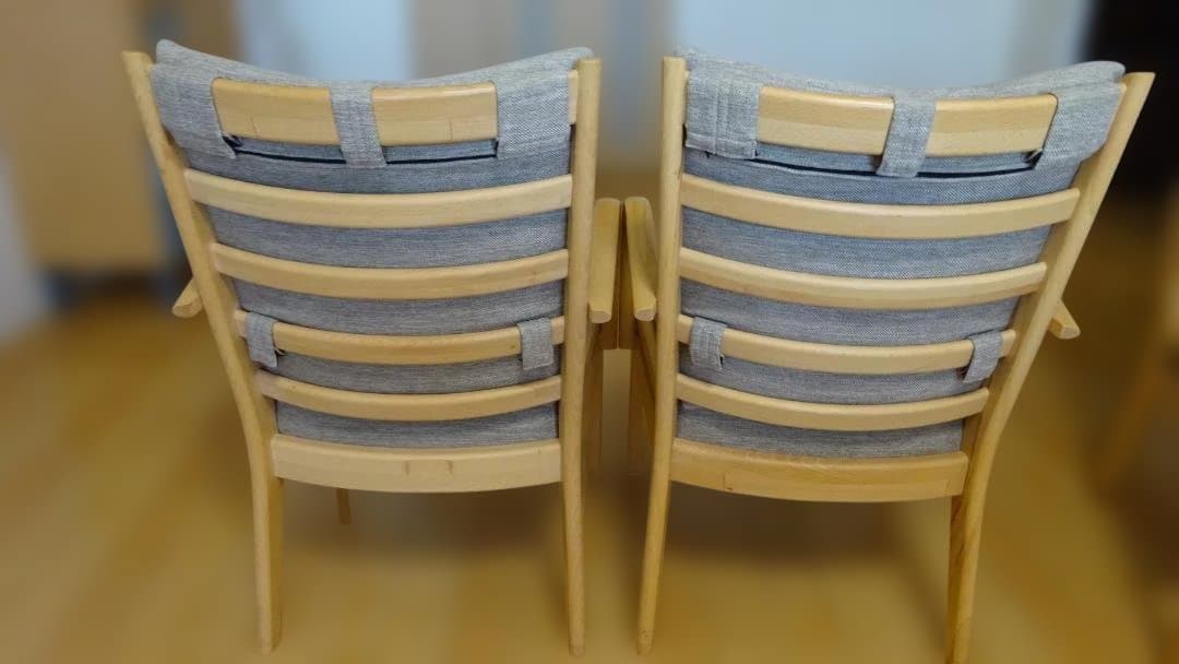 1.ソファのような座り心地(ニトリ C-27肘付き2脚+肘なし２脚）4脚セット