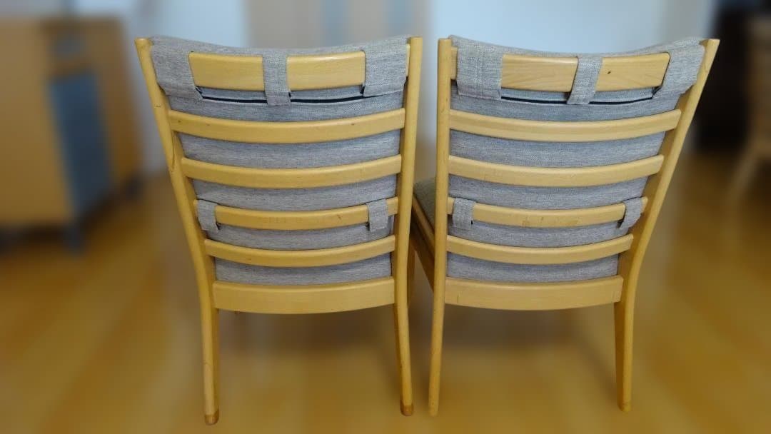 1.ソファのような座り心地(ニトリ C-27肘付き2脚+肘なし２脚）4脚セット