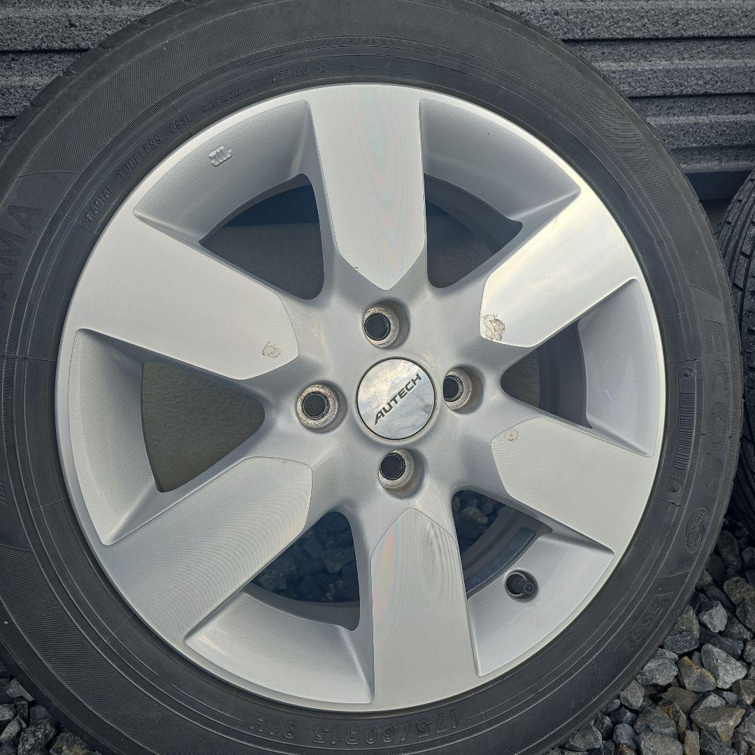 AUTECH　15インチ　4穴　タイヤ付き　アルミホイール