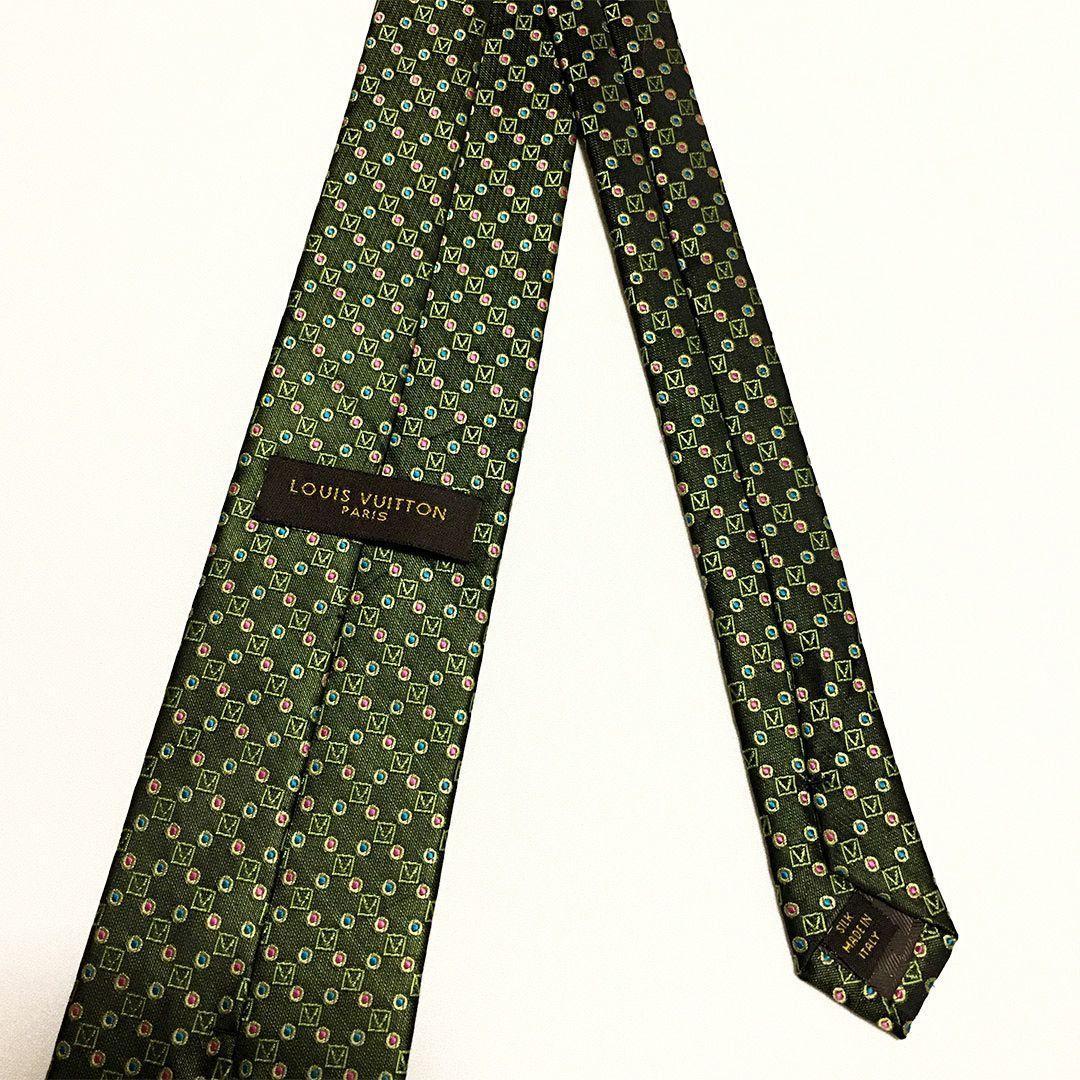 未使用級 ルイヴィトン Louis Vuitton ネクタイ シルク ドット