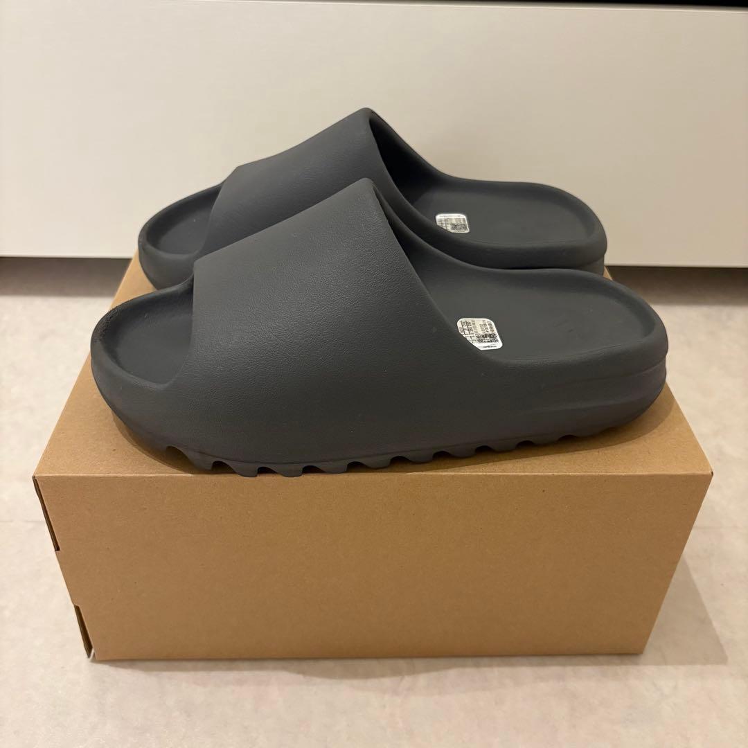 R*✨様 アディダス イージースライド グラナイト25.5cm