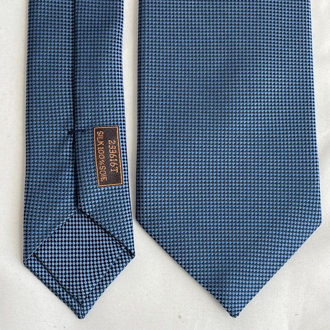 ✨未使用級✨　HERMES エルメス　ネクタイ　　シルク100% ブルー系